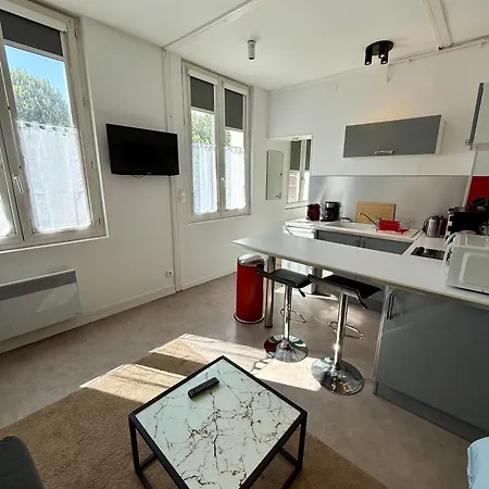 Apartment Once Upon A Time In -213 *